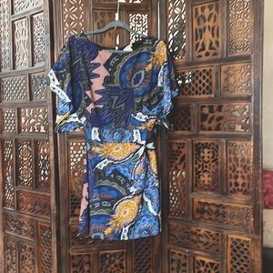 Vertigo Paris XS multicolored Paisley Pattern‎ knee length. Tie Back Dress